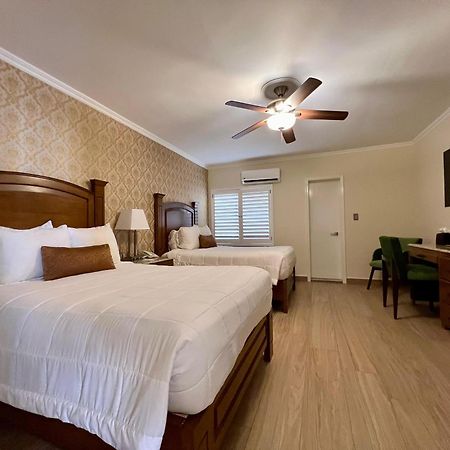Hotel Caesars Tijuana Bagian luar foto