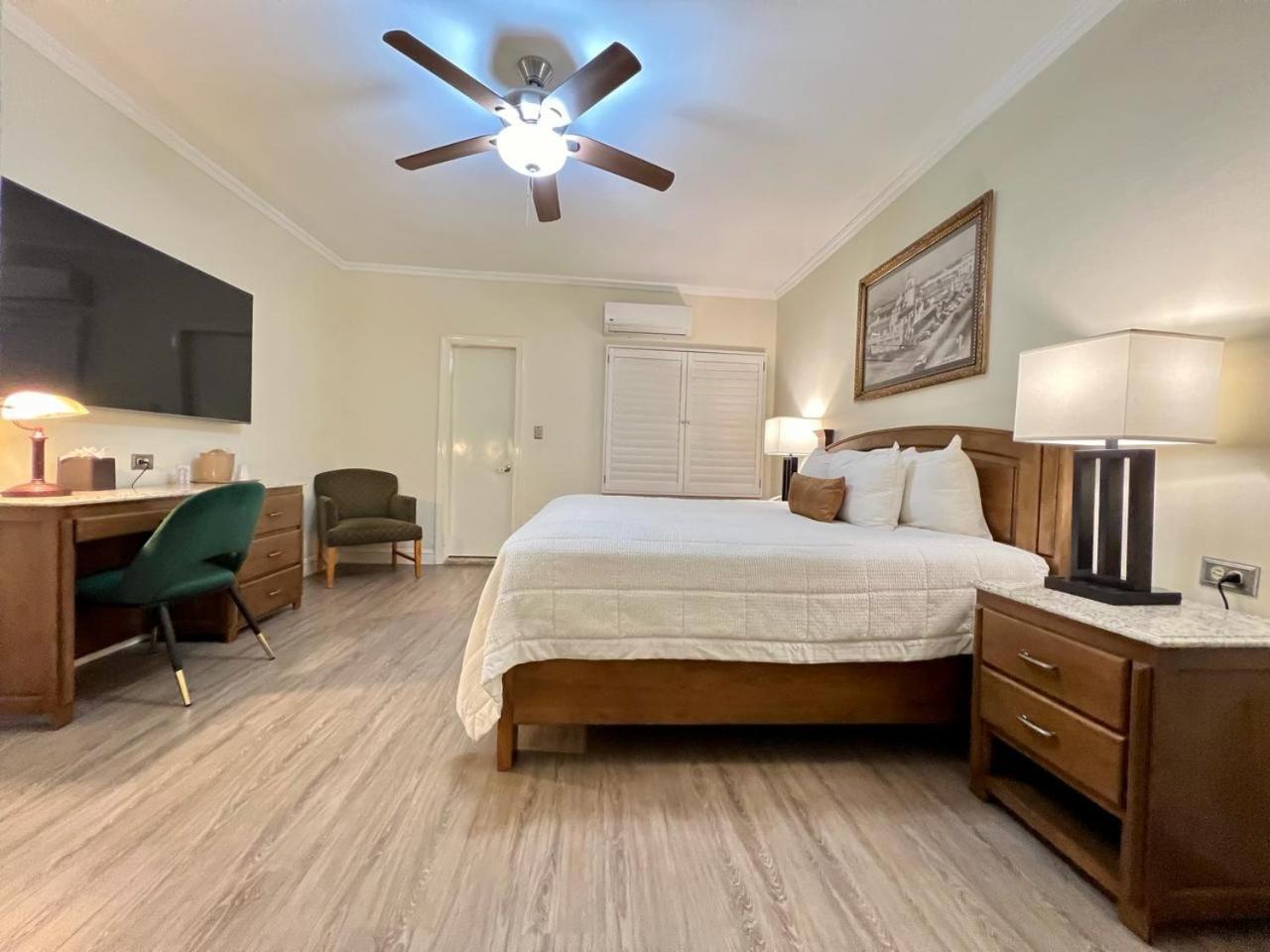 Hotel Caesars Tijuana Bagian luar foto