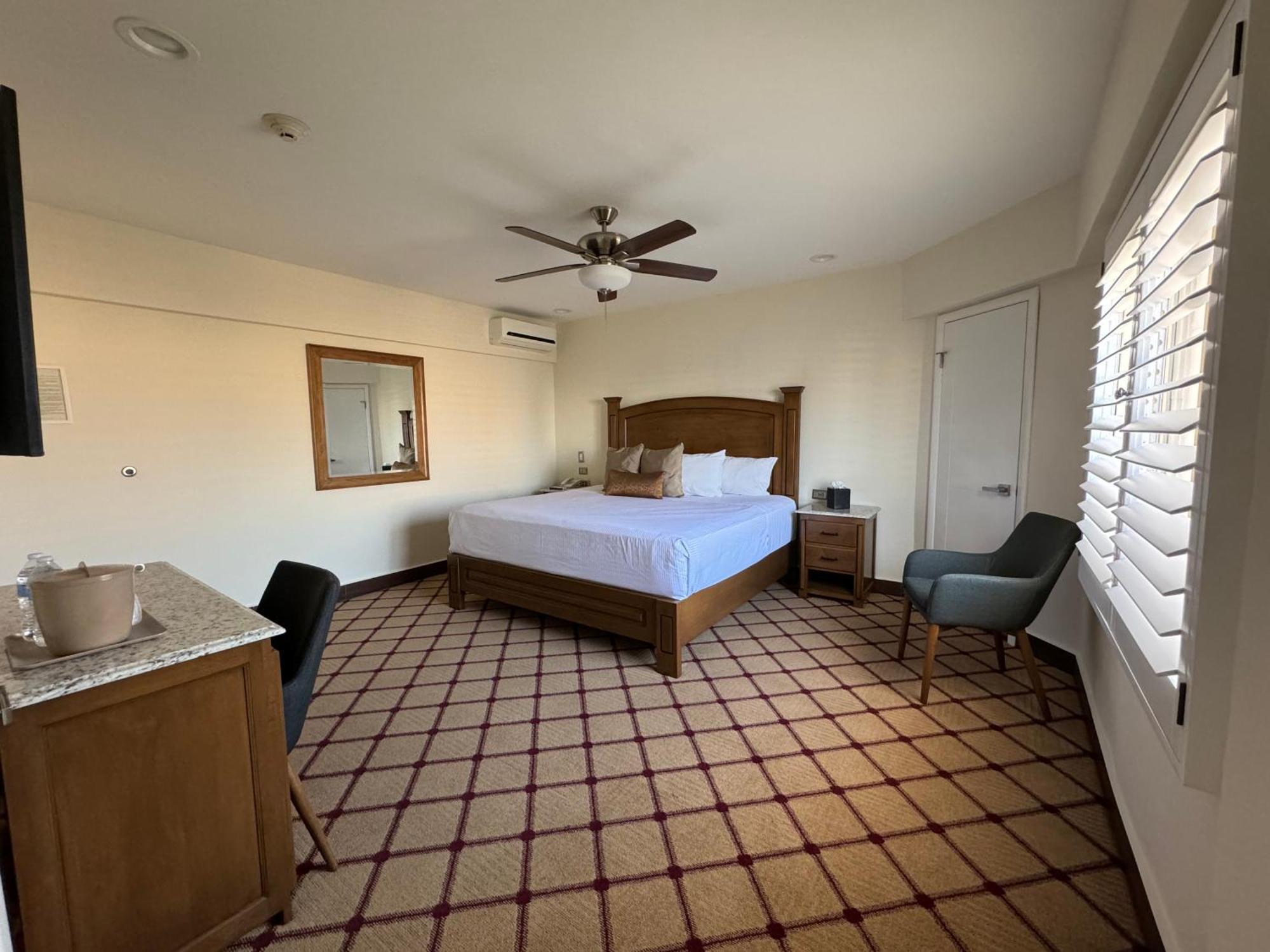 Hotel Caesars Tijuana Bagian luar foto